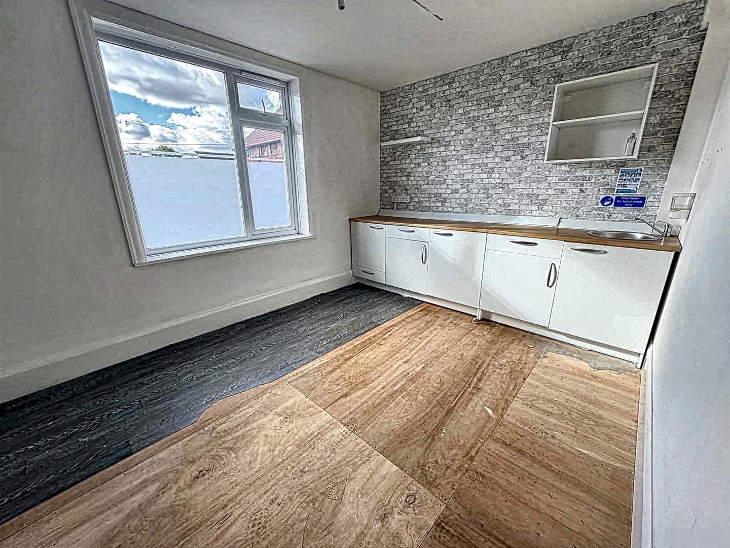 Property_Photo_02.jpg